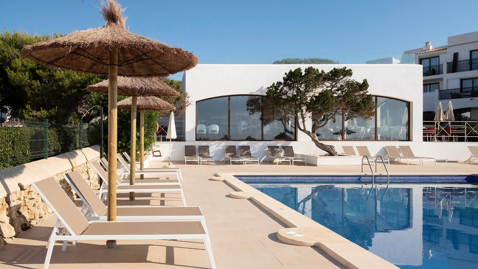 Alua Suites Las Rocas Cala d'Or