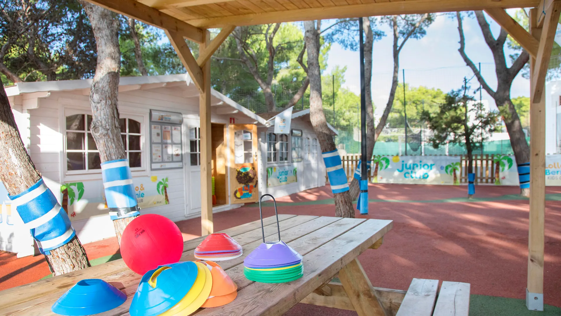Alua Suites Las Rocas Cala d'Or  4*, Cala d'Or (Mallorca) Spain