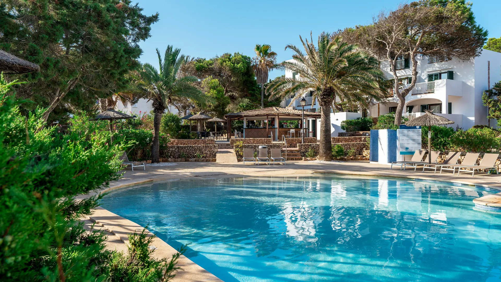 Alua Suites Las Rocas Cala d'Or