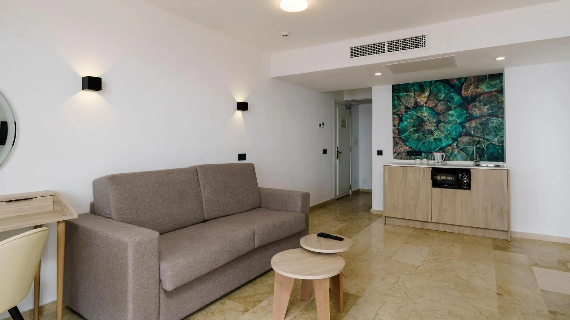 Hotel Alua Suites Las Rocas Cala d'Or