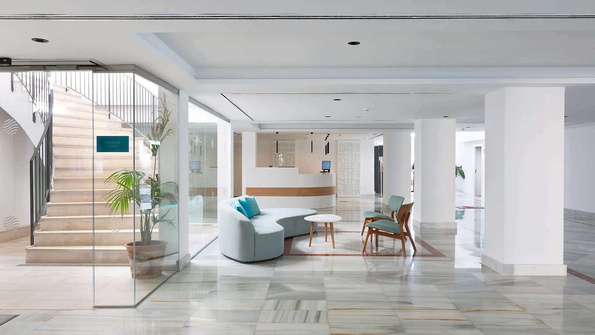 Alua Suites Las Rocas Cala D´Or 4*,  Spanje